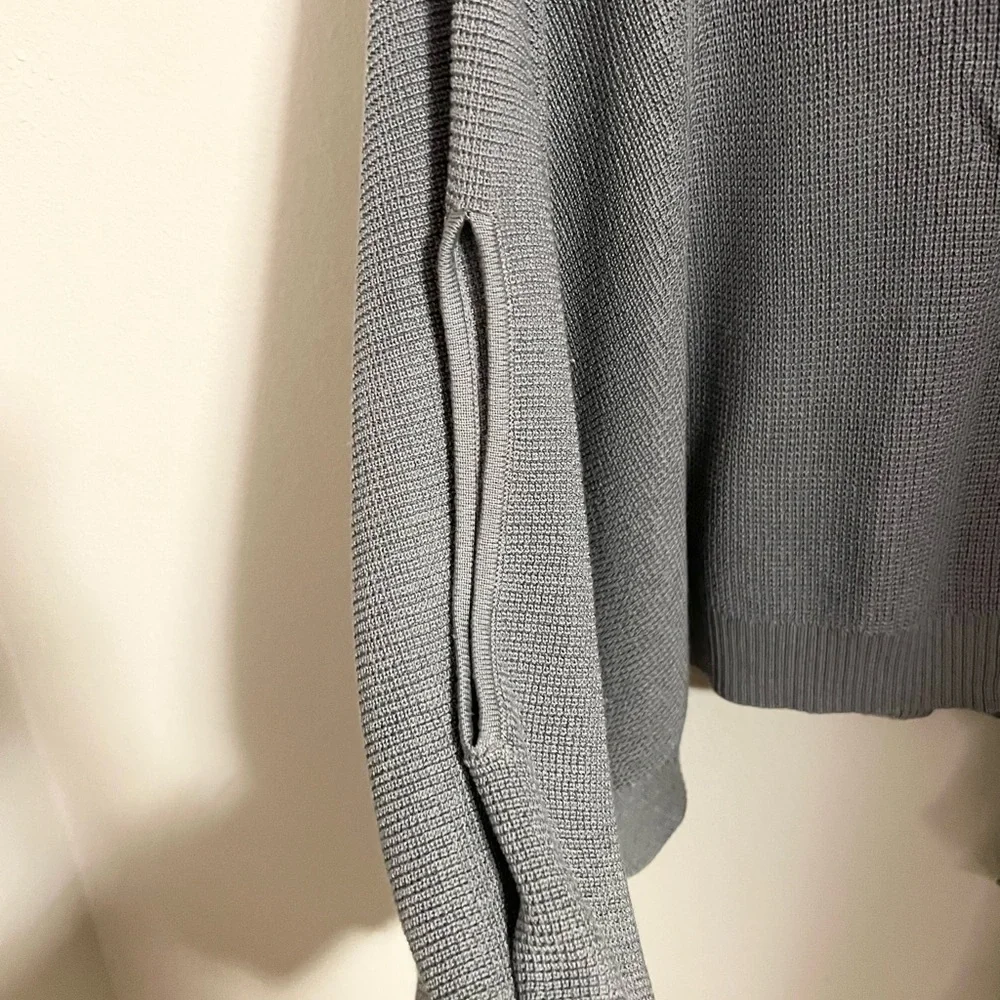 Lululemon Forward Flow Cape Poncho | Grey